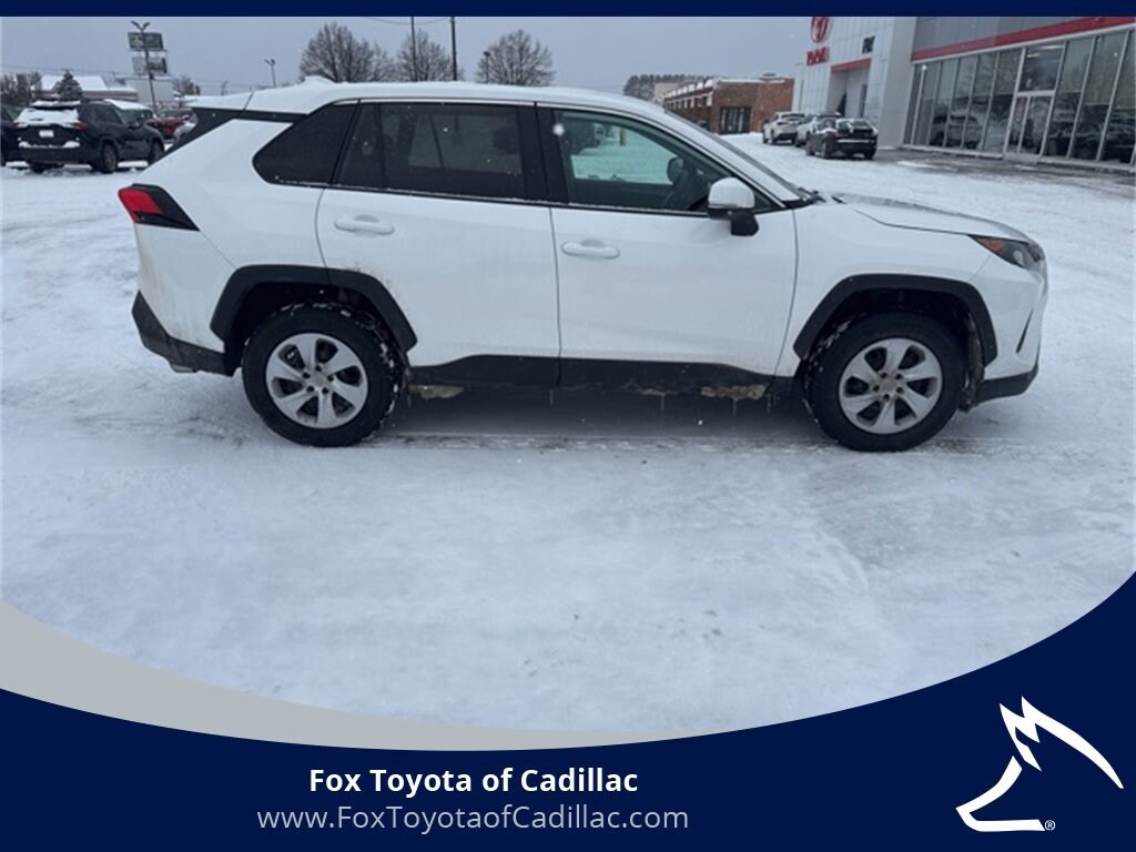 Used 2022 Toyota RAV4 LE SUV