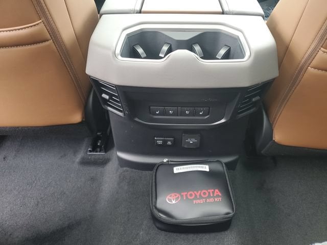2026 Toyota Tundra 1794 Edition - Photo 27