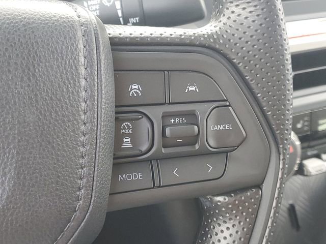 2025 Toyota Tacoma SR5 - Photo 16