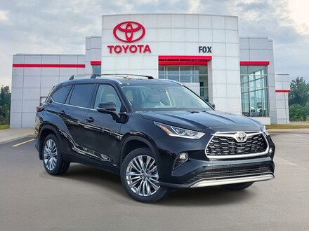 2026 Toyota Highlander Hybrid Platinum SUV