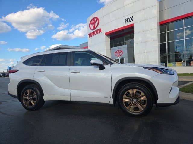 2023 Toyota Highlander Hybrid Sport Utility 