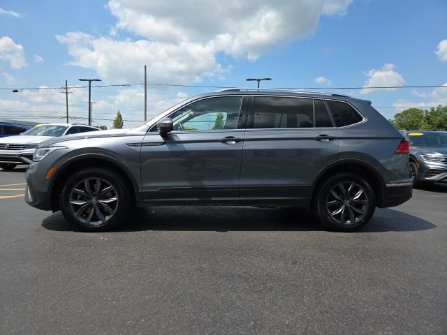 2023 Volkswagen Tiguan SE photo 3
