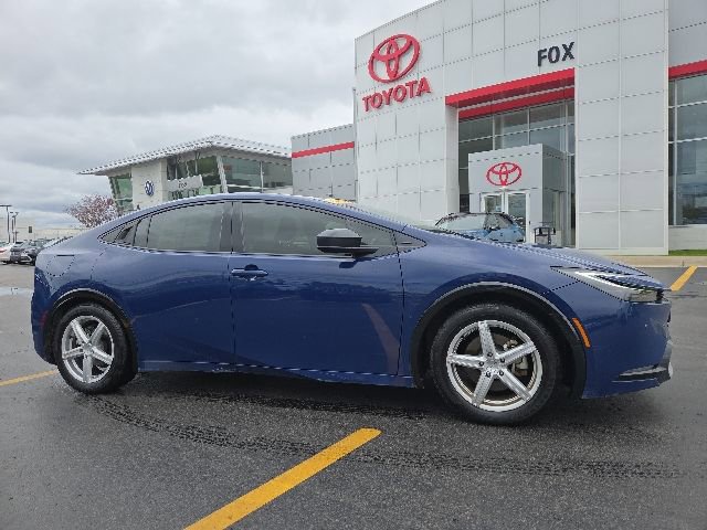 2024 Toyota Prius Prime XSE's photo