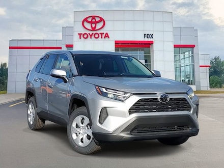 2025 Toyota RAV4 LE SUV