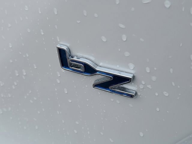 2026 Toyota bZ XLE - Photo 6