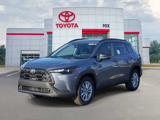 2026 Toyota Corolla Cross LE photo 2