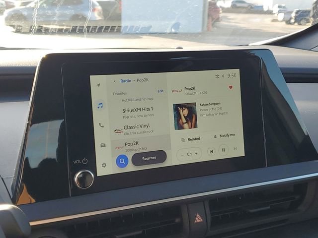 2026 Toyota Prius LE - Photo 19