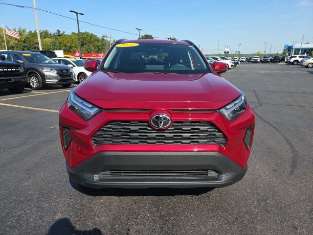 Used 2022 Toyota RAV4 XLE with VIN 2T3P1RFV6NW329081 for sale in Kansas City