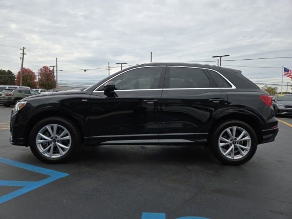 Used 2024 Audi Q3 Premium Sport Utility