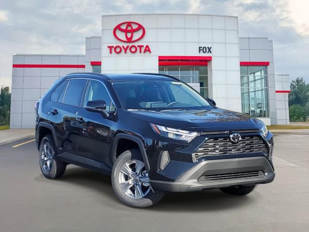 New 2025 Toyota RAV4 Hybrid XLE SUV