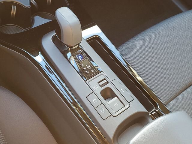 2026 Toyota Prius LE - Photo 22