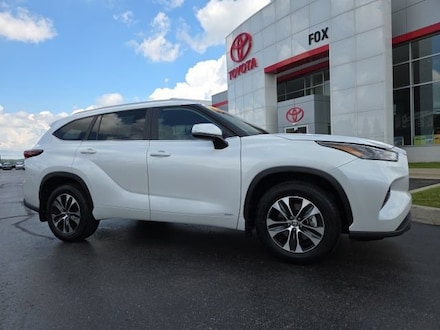 2026 Toyota Highlander Hybrid XLE Sport Utility