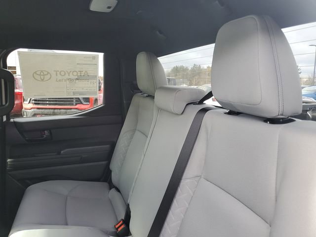 2025 Toyota Tacoma SR5 - Photo 28