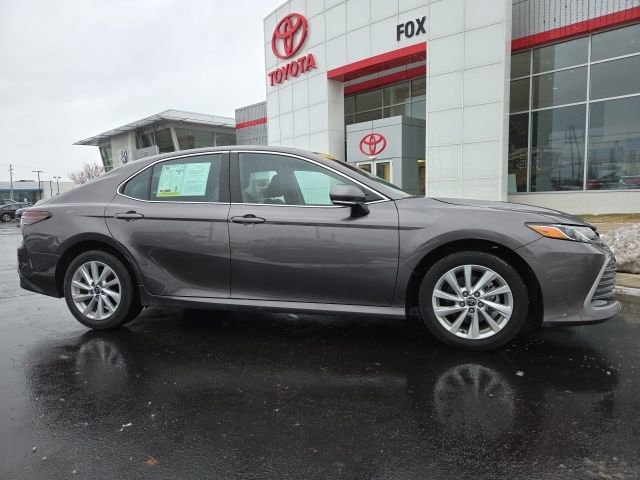 2023 Toyota Camry Sedan 