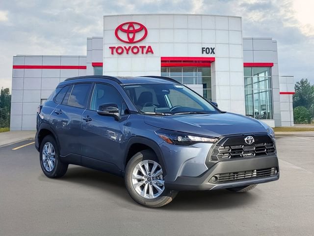 2026 Toyota Corolla Cross LE's photo