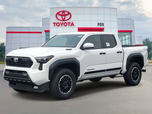 2025 Toyota Tacoma TRD Off-Road photo 2