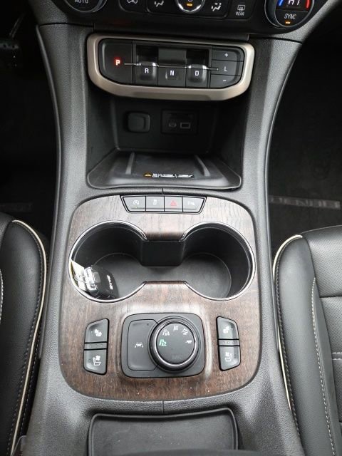 2023 GMC Acadia Denali - Photo 21