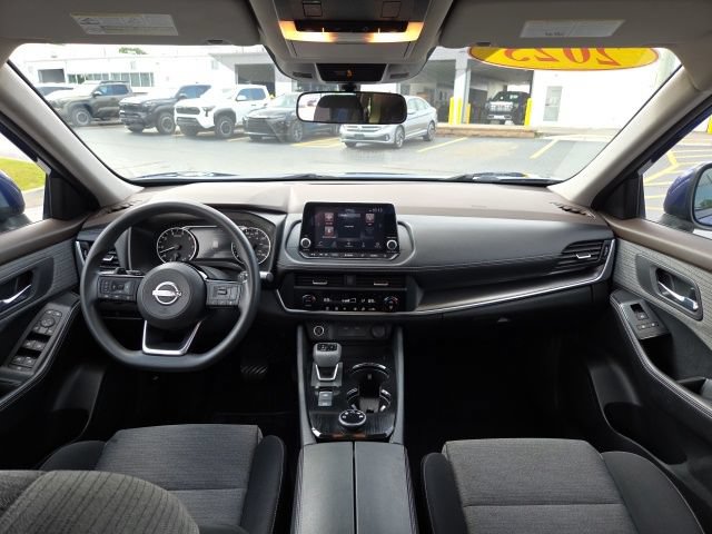 2023 Nissan Rogue SV - Photo 21