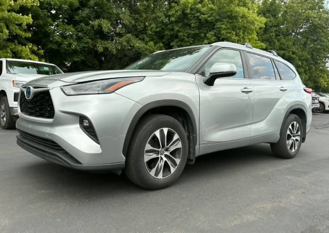 2023 Toyota Highlander Hybrid Sport Utility 