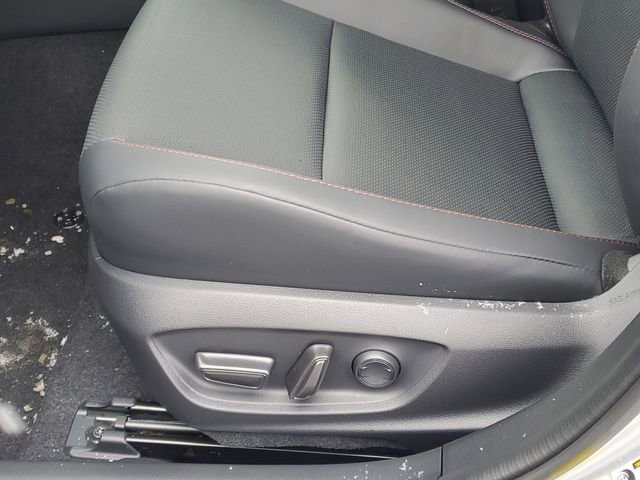 2026 Toyota Prius Plug-in Hybrid XSE - Photo 11