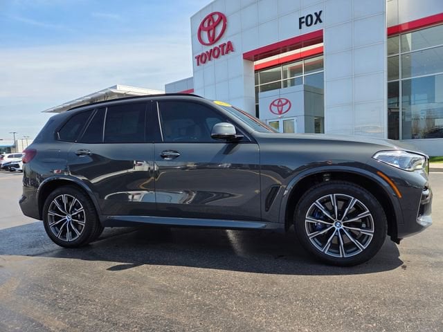 2022 BMW X5 M50i's photo