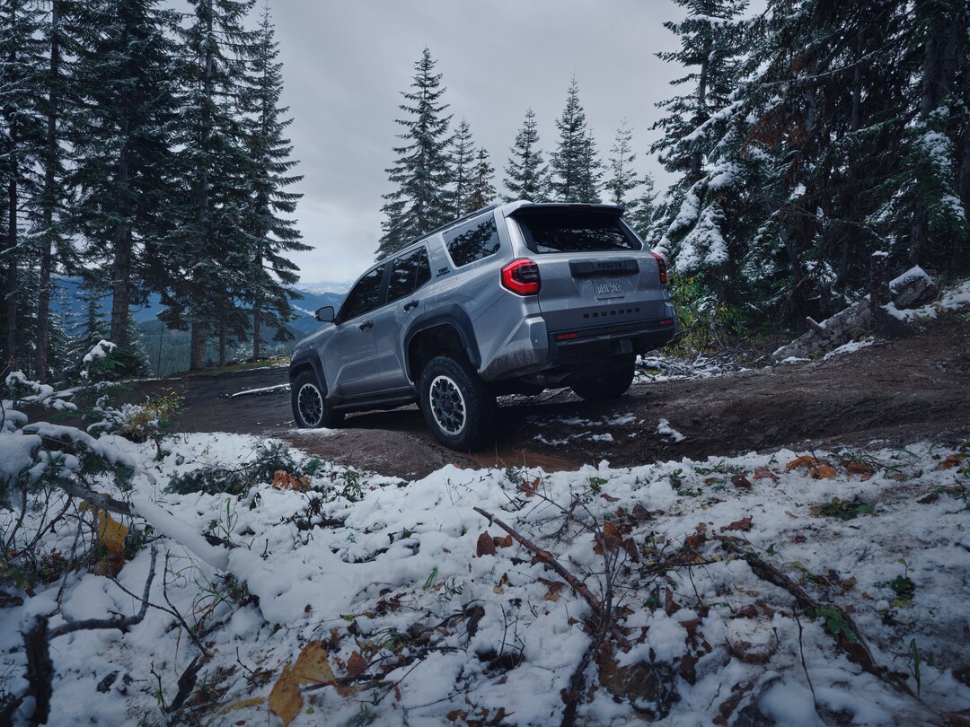 Toyota 4Runner i-FORCE MAX
