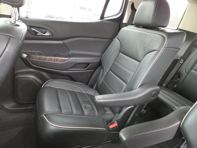 2023 GMC Acadia Denali - Photo 26