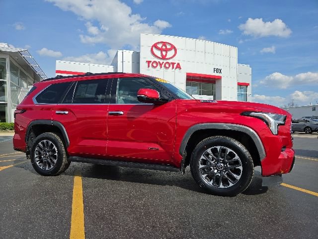 2023 Toyota Sequoia Limited 4WD i-FORCE MAX Hybrid's photo