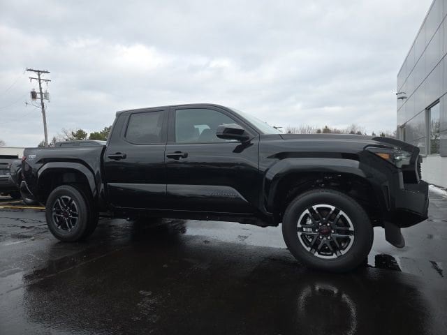 2025 Toyota Tacoma TRD Sport's photo