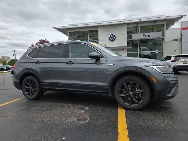 2024 Volkswagen Tiguan 2.0T SE 4Motion's photo