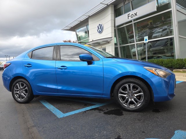 2019 Toyota Yaris LE