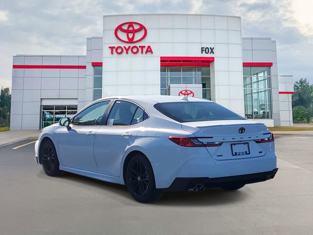 2026 Toyota Camry SE photo 3