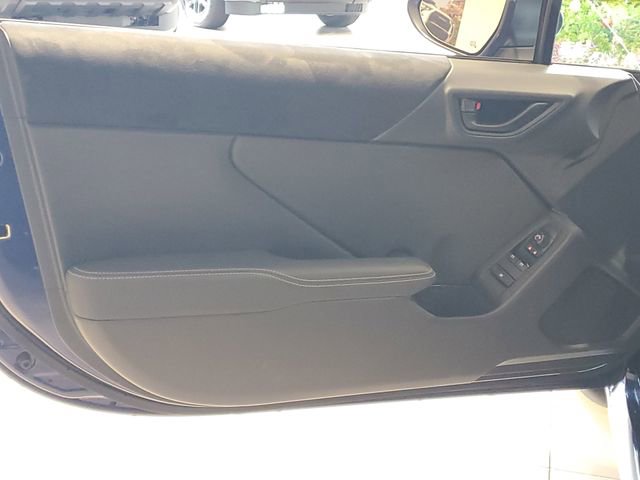 2025 Toyota GR86 Premium - Photo 8