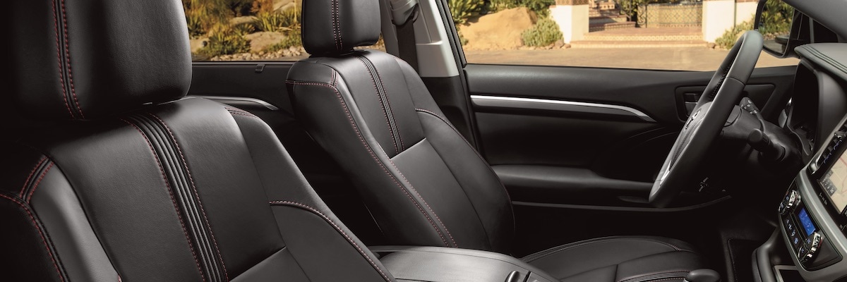 2019 Toyota Highlander Interior toyota highlander interior console