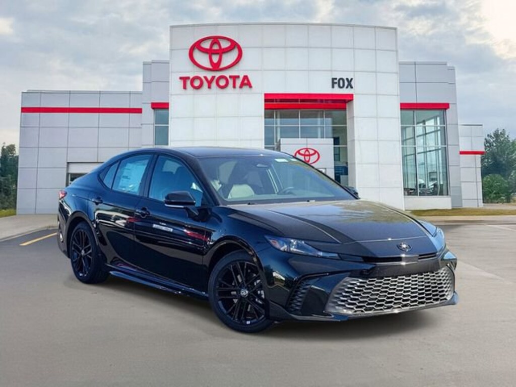 New 2026 Toyota Camry SE Sedan