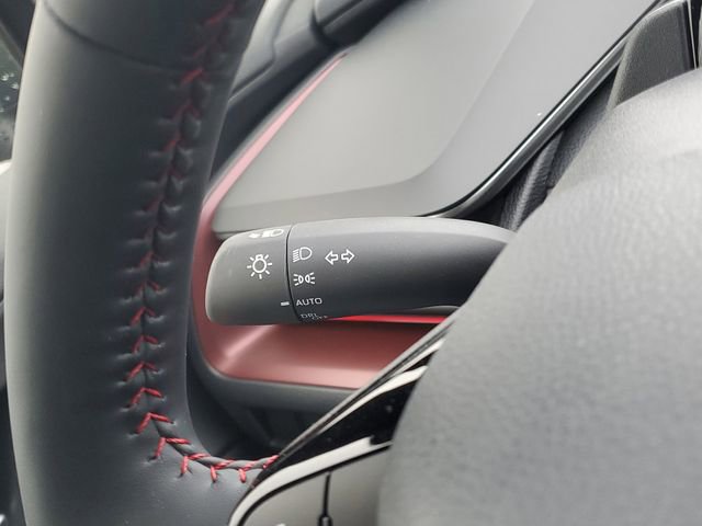 2026 Toyota Prius Plug-in Hybrid XSE - Photo 16