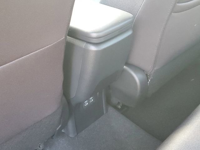 2026 Toyota Prius LE - Photo 27