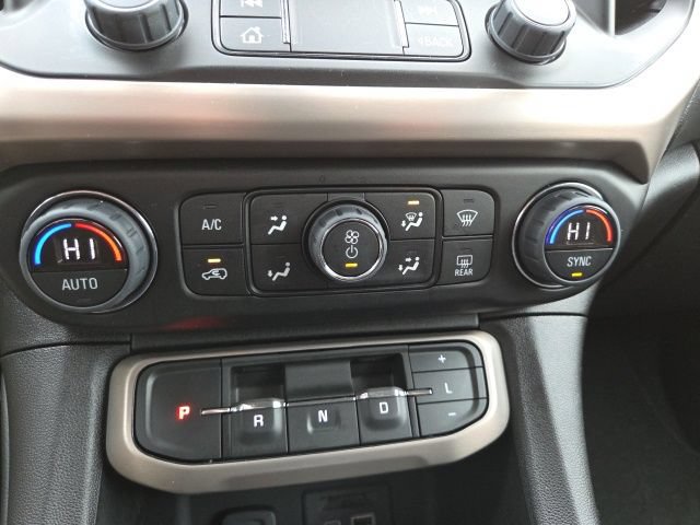 2023 GMC Acadia Denali - Photo 19
