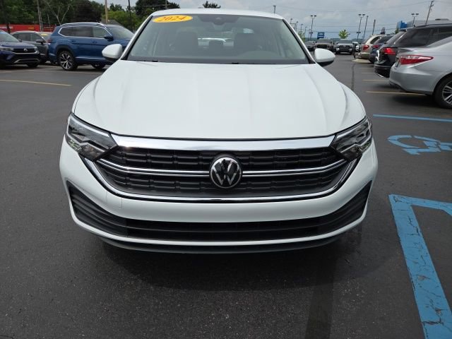 2024 Volkswagen Jetta 1.5T S photo 2