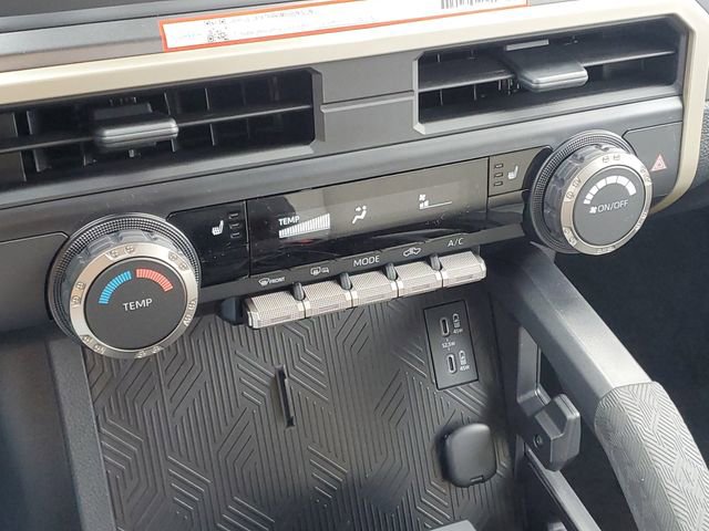 2025 Toyota Tacoma SR5 - Photo 23