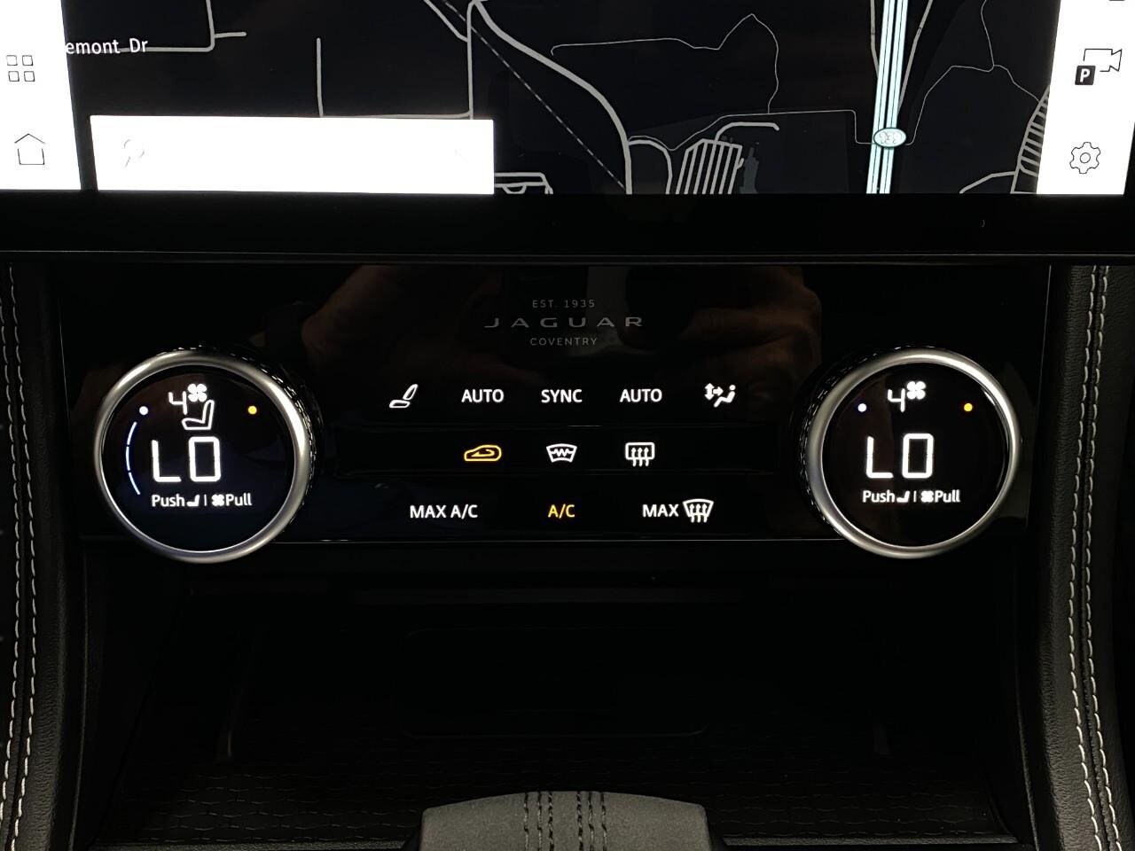 2026 Jaguar F-Pace R-Dynamic S - Photo 26
