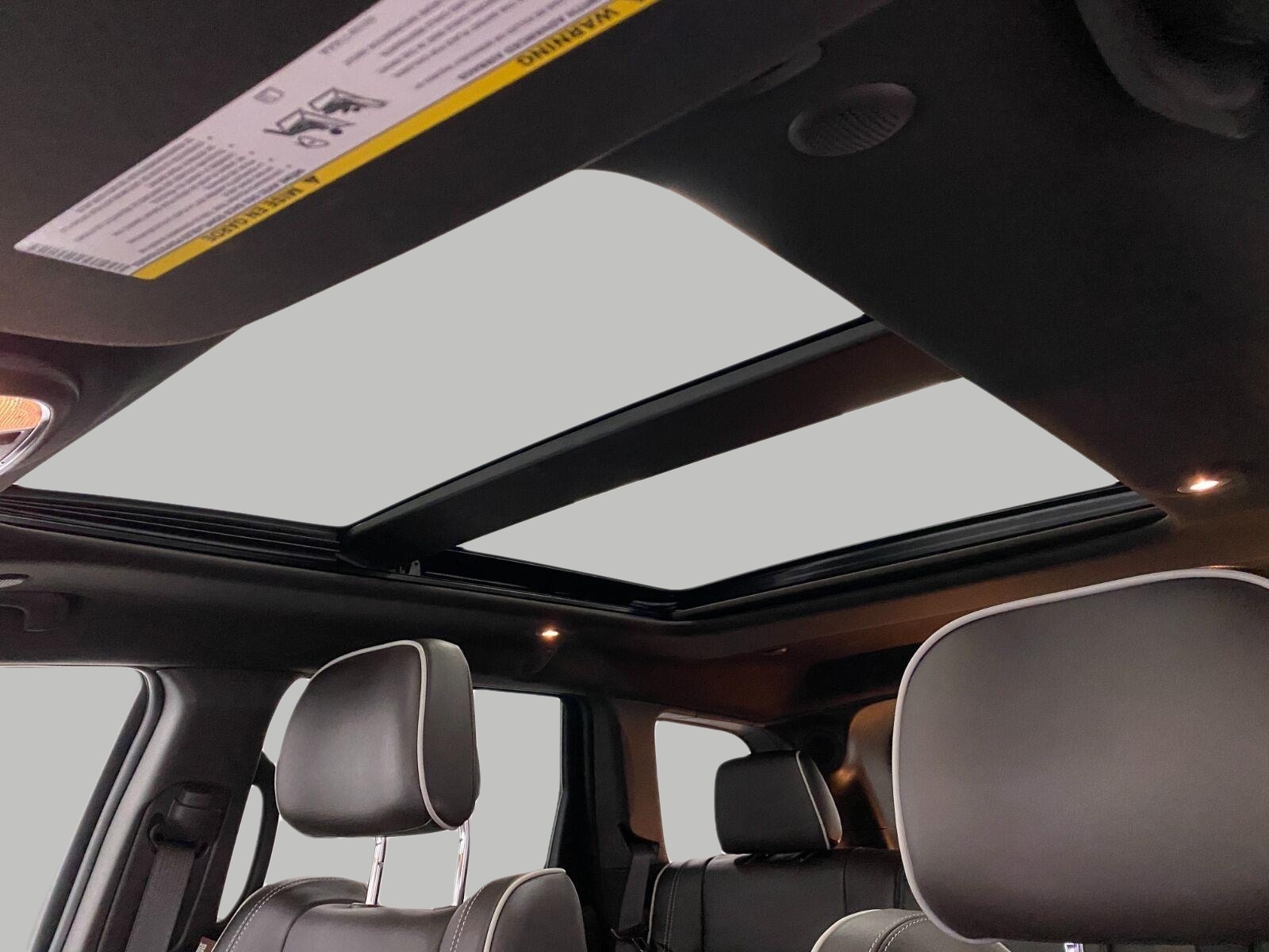 2019 Jeep Grand Cherokee Overland - Photo 29