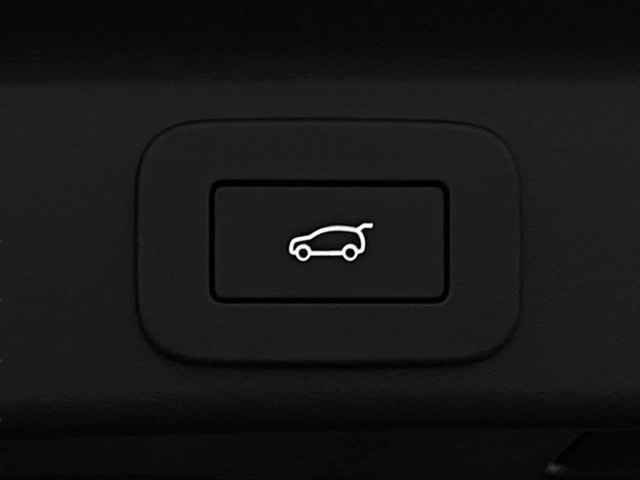 2026 Jaguar F-Pace R-Dynamic S - Photo 7