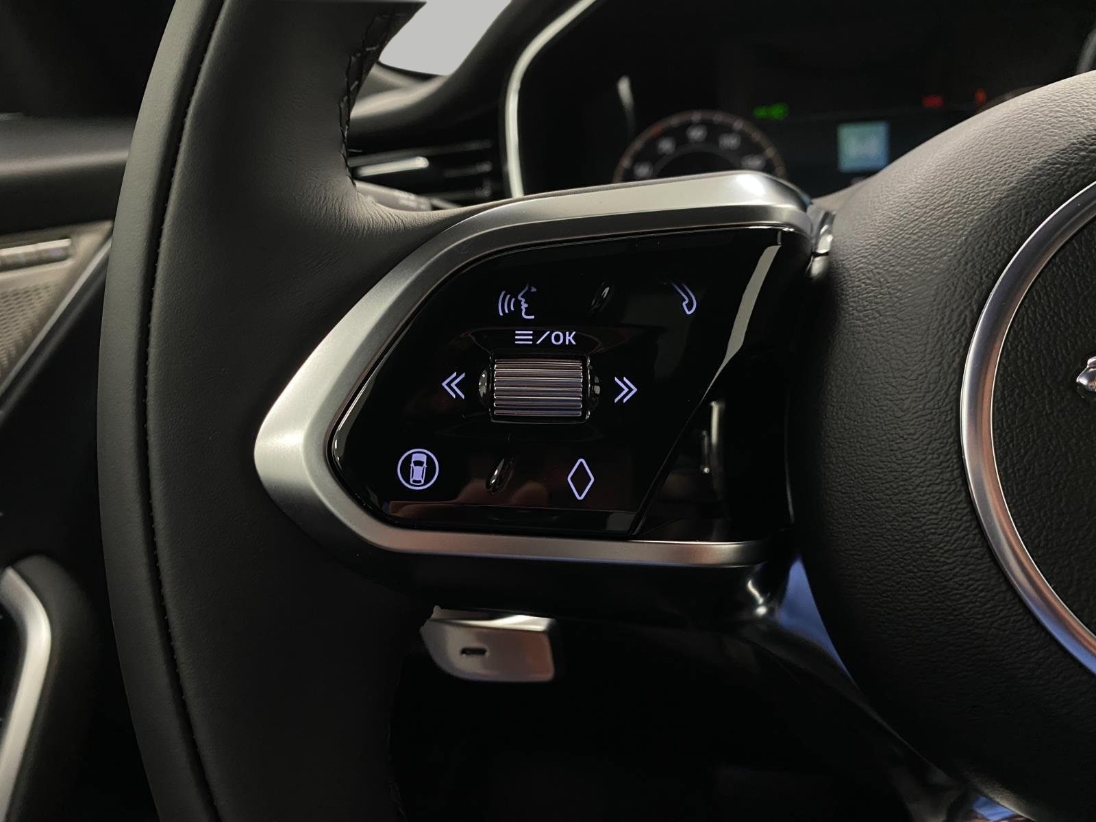 2026 Jaguar F-Pace R-Dynamic S - Photo 15
