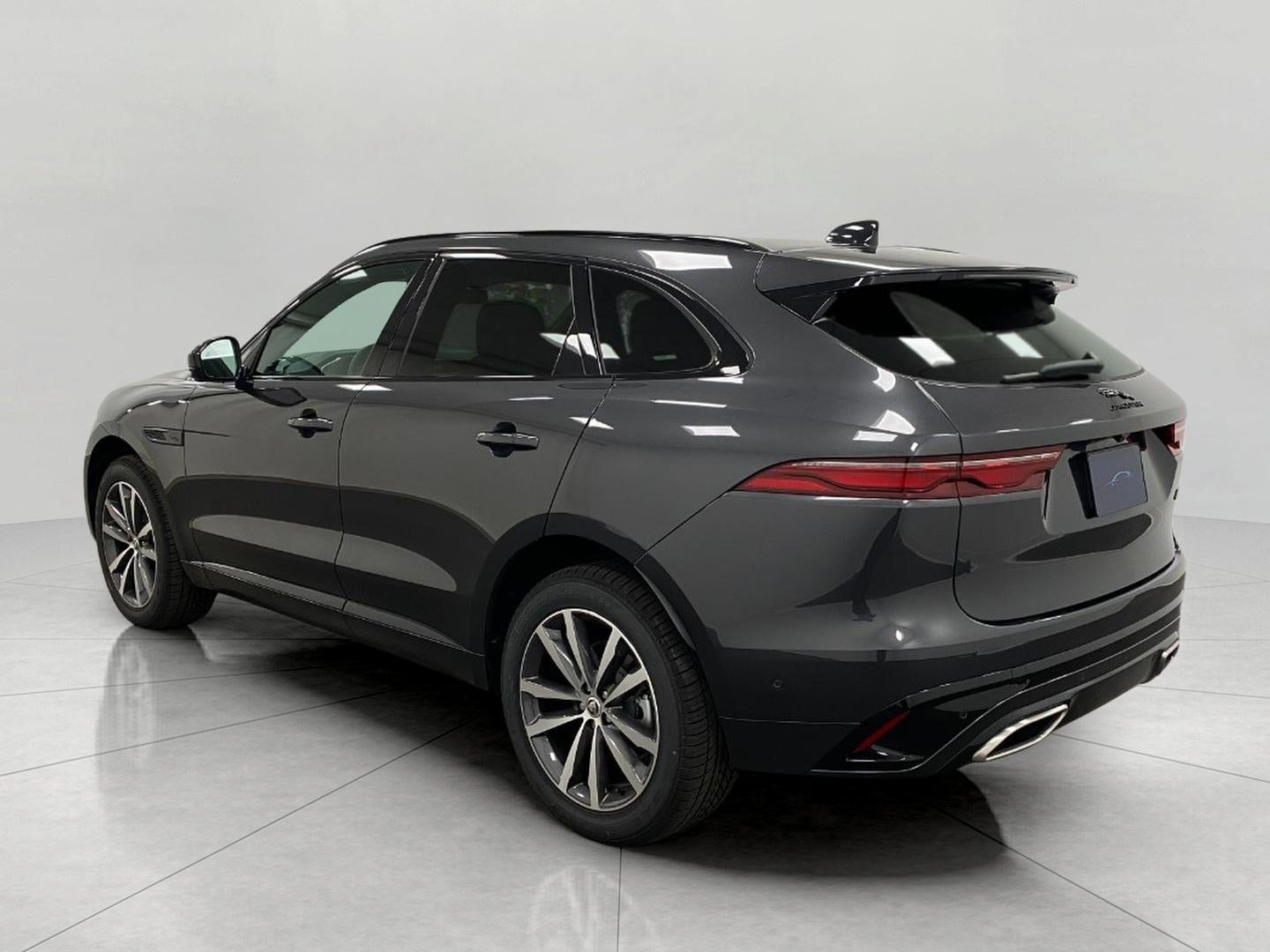 2026 Jaguar F-Pace R-Dynamic S - Photo 8