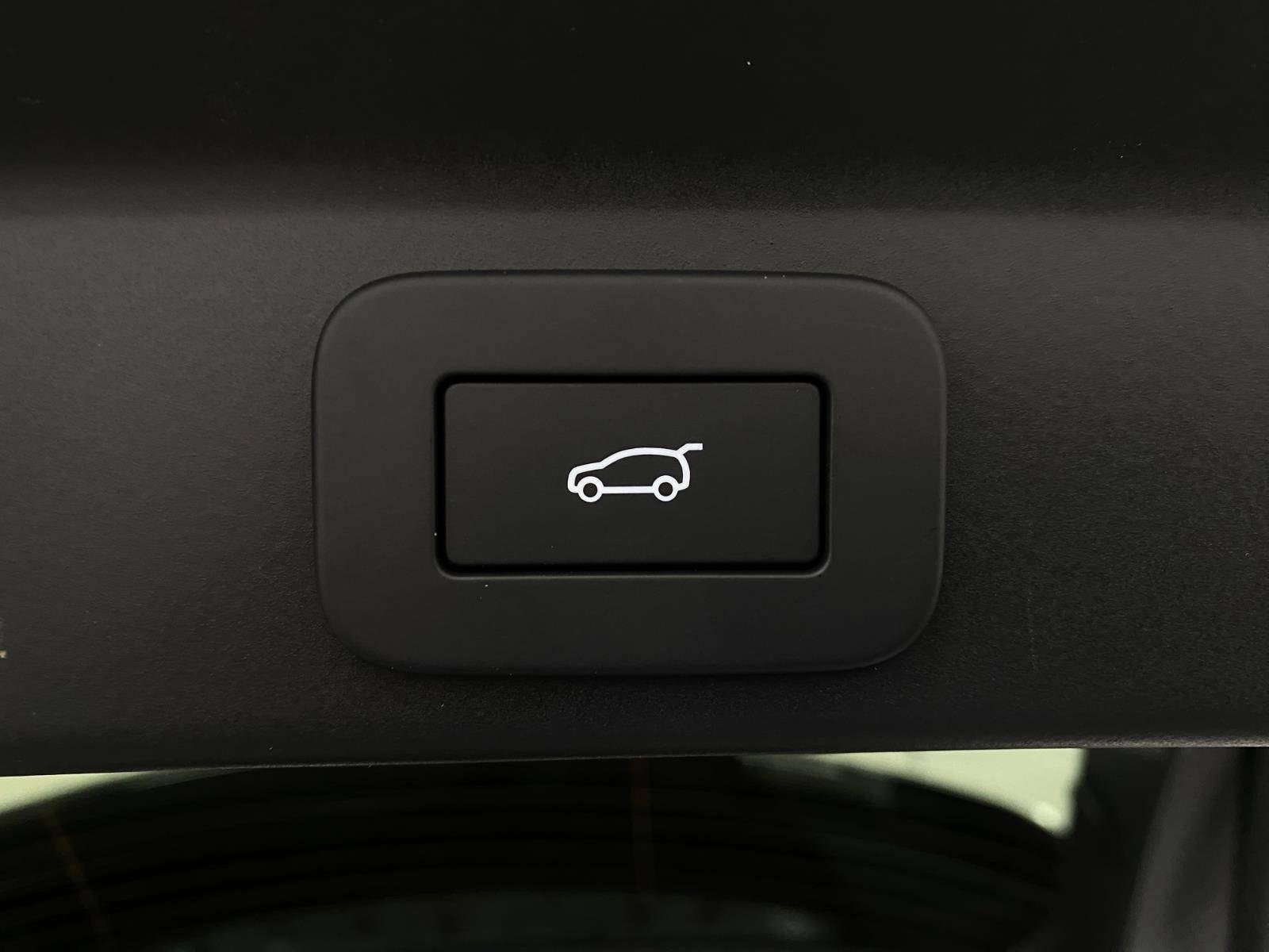 2026 Jaguar F-Pace R-Dynamic S - Photo 7