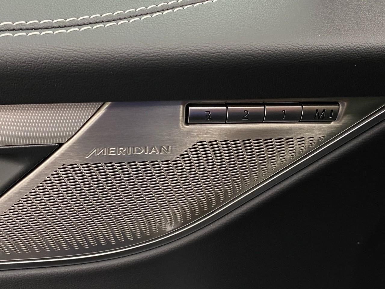2026 Jaguar F-Pace R-Dynamic S - Photo 57