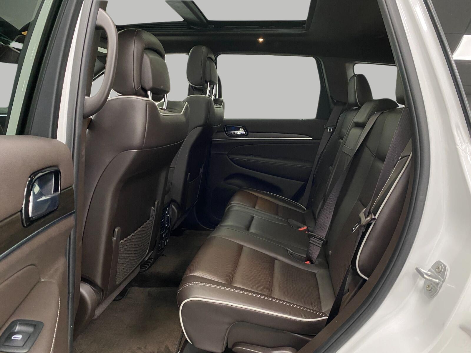 2019 Jeep Grand Cherokee Overland - Photo 27