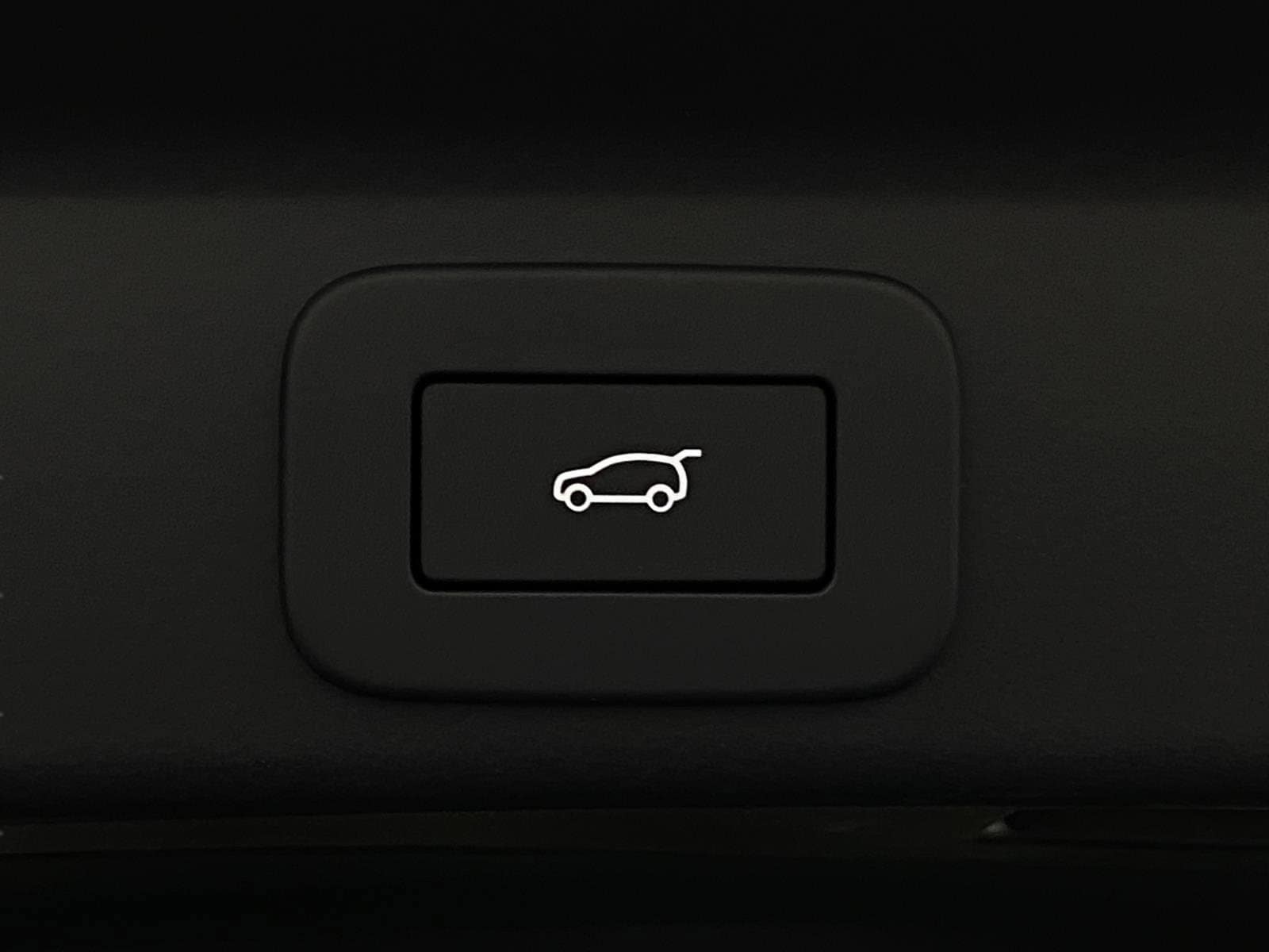 2026 Jaguar F-Pace R-Dynamic S - Photo 7