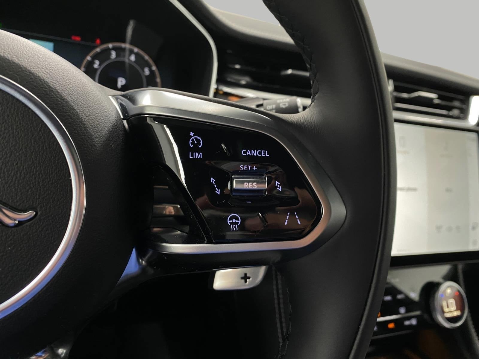 2026 Jaguar F-Pace R-Dynamic S - Photo 16